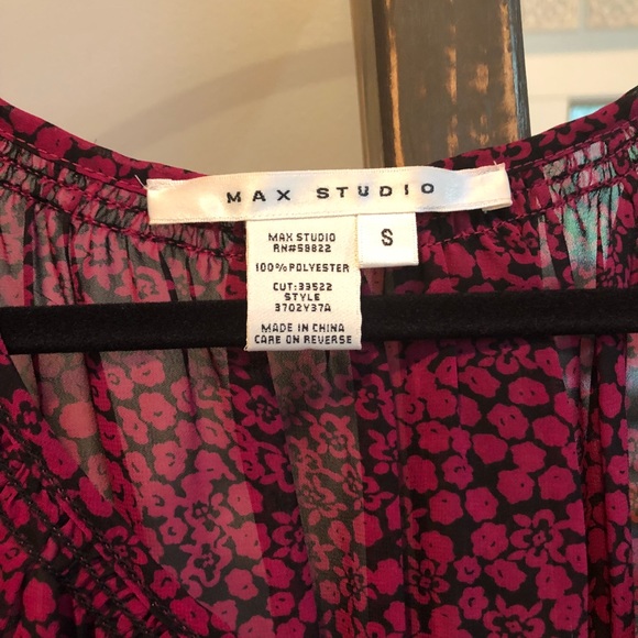 Max Studio Top - Picture 3 of 5